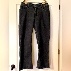Riders by Lee. Size 16 petite.  Black wash.  Good condition.